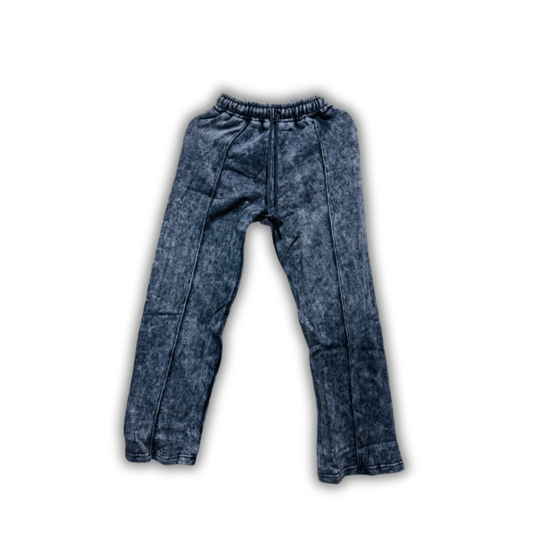Women tracksuit