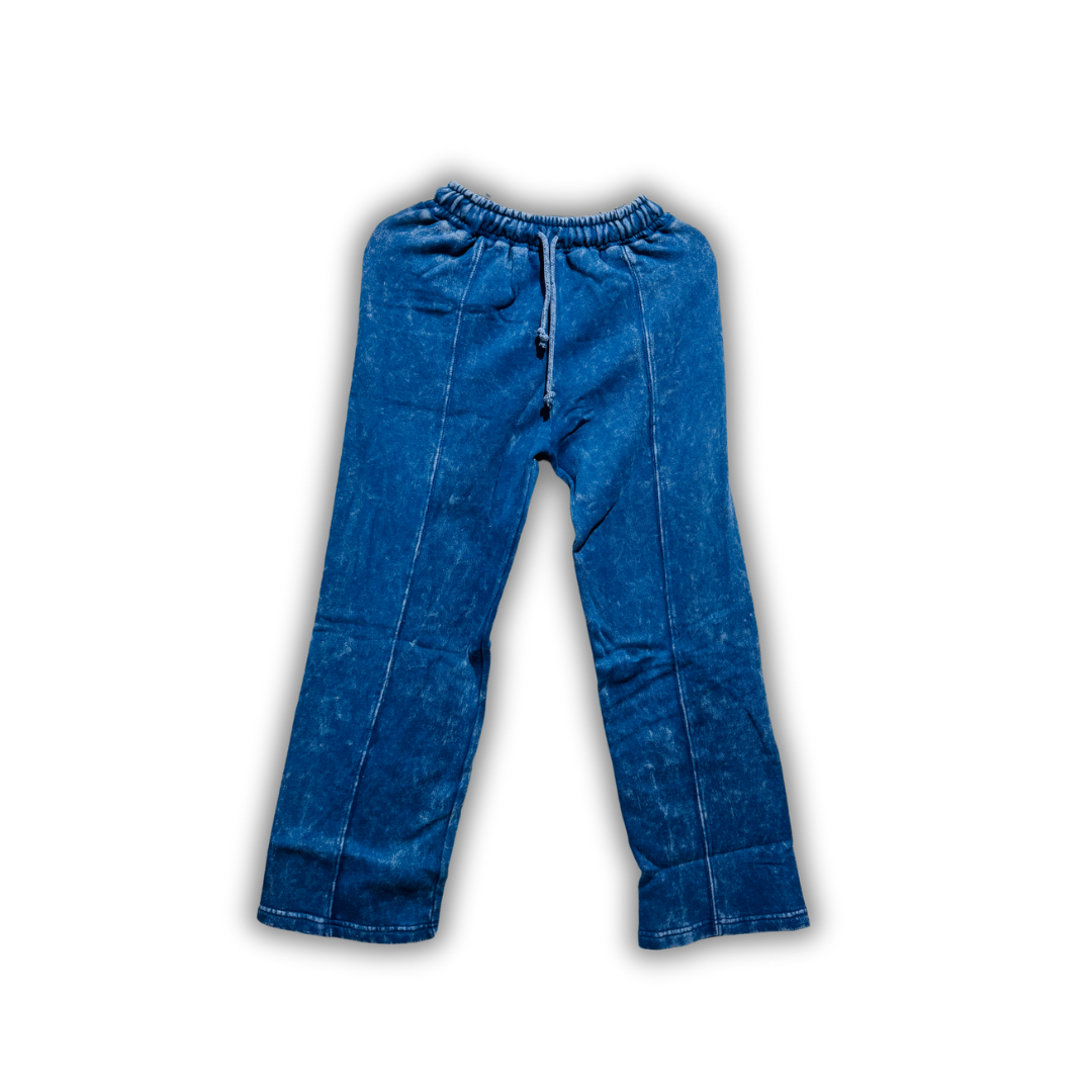 Women tracksuit